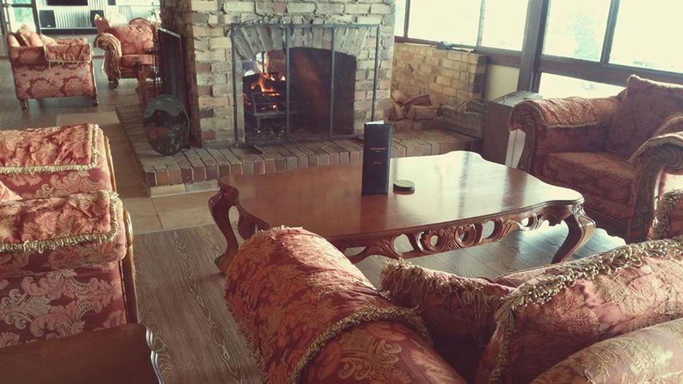 Cherrabah Resort Warwick Elbow Valley Esterno foto